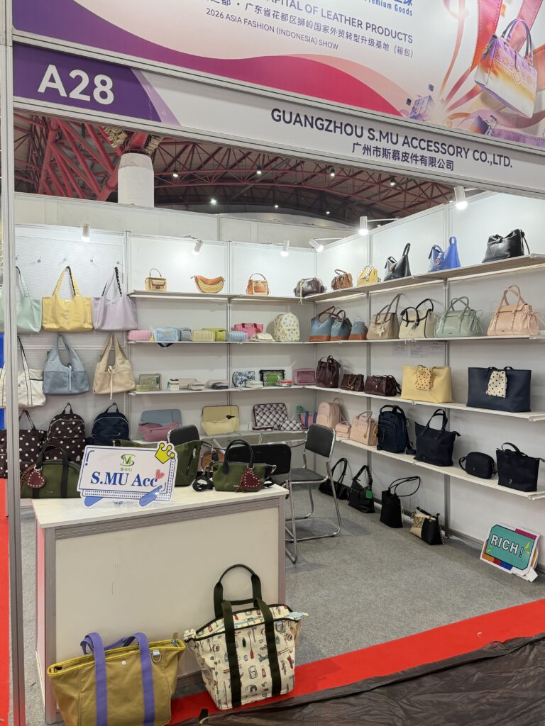 S.MU ACCESSORY at Asia Fashion Indonesia 2026 Booth A28 with bag samples.